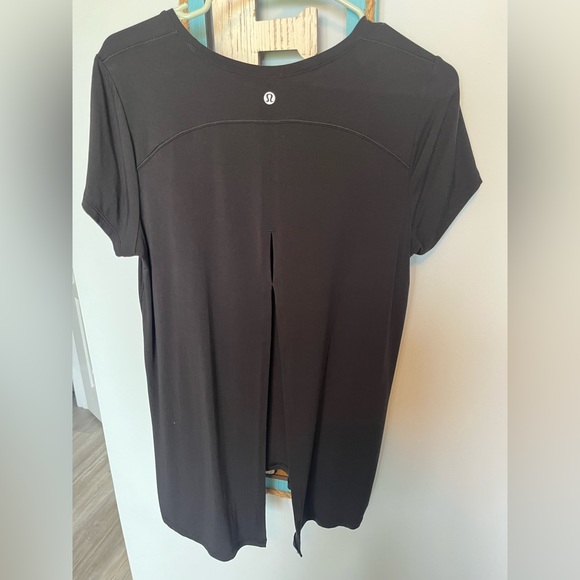 Lululemon Open Up Tie Back tee - Picture 2 of 6